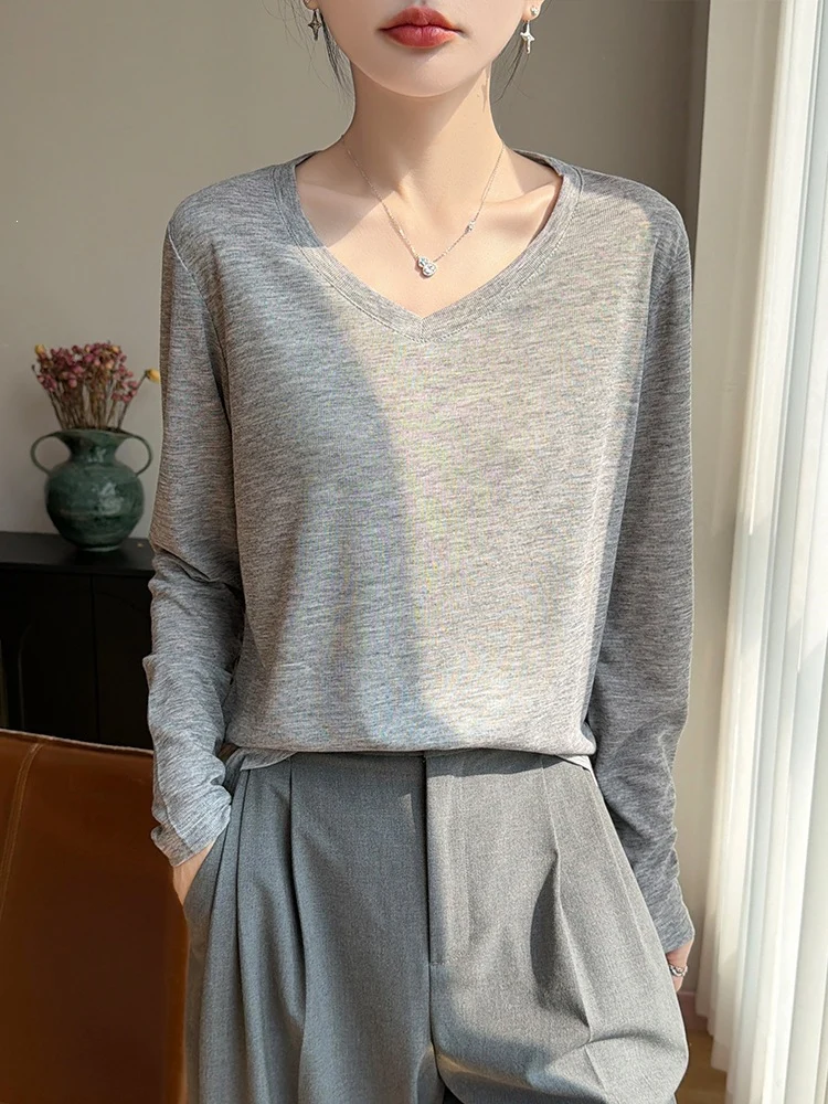 Damen Leichtes V-Ausschnitt-Feinstrick-Longsleeve Nord Taschen