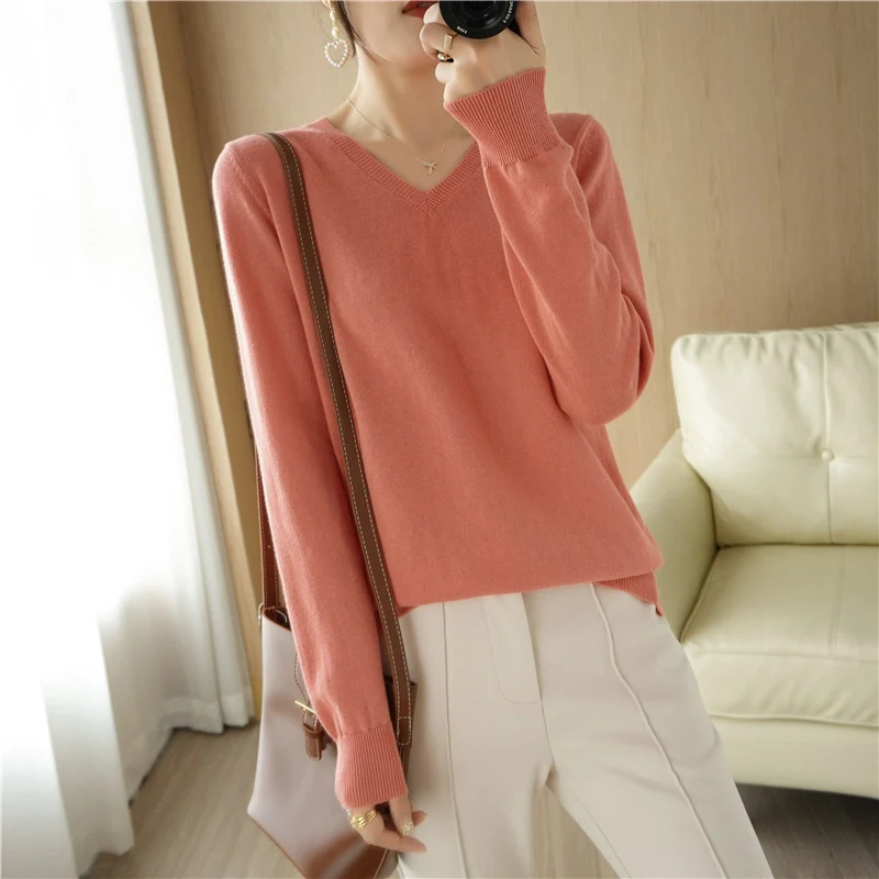 Damen Leichter V‑Ausschnitt Feinstrickpullover aus kaschmirweicher Baumwollmischung mit elastischen Rippbündchen Nord Taschen