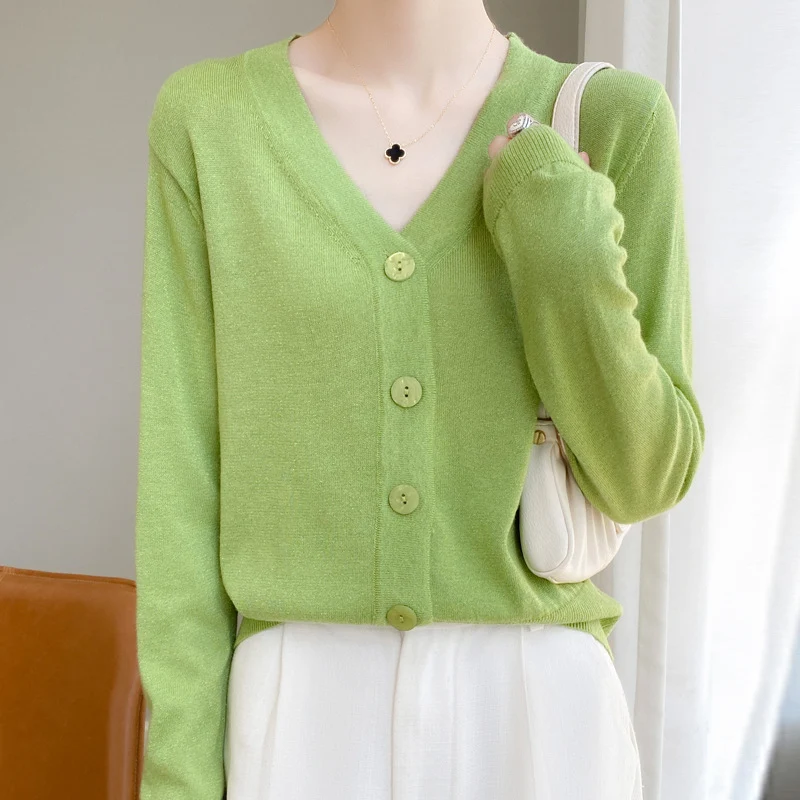 Damen Leichter V‑Ausschnitt-Cardigan mit seitlichem Saumschlitz und geripptem Bund Nord Taschen