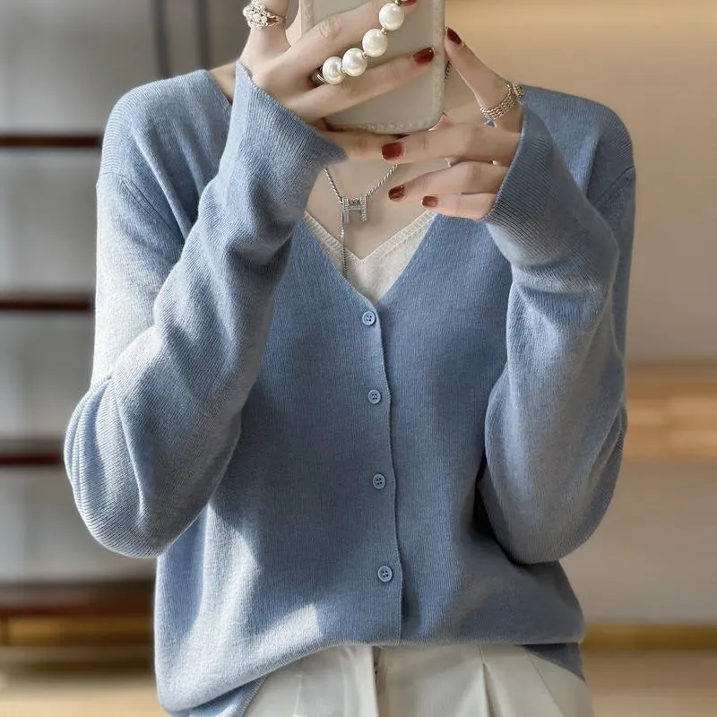 Damen Leichter V‑Ausschnitt‑Cardigan mit kastiger Silhouette und Kaschmir‑Optik Nord Taschen