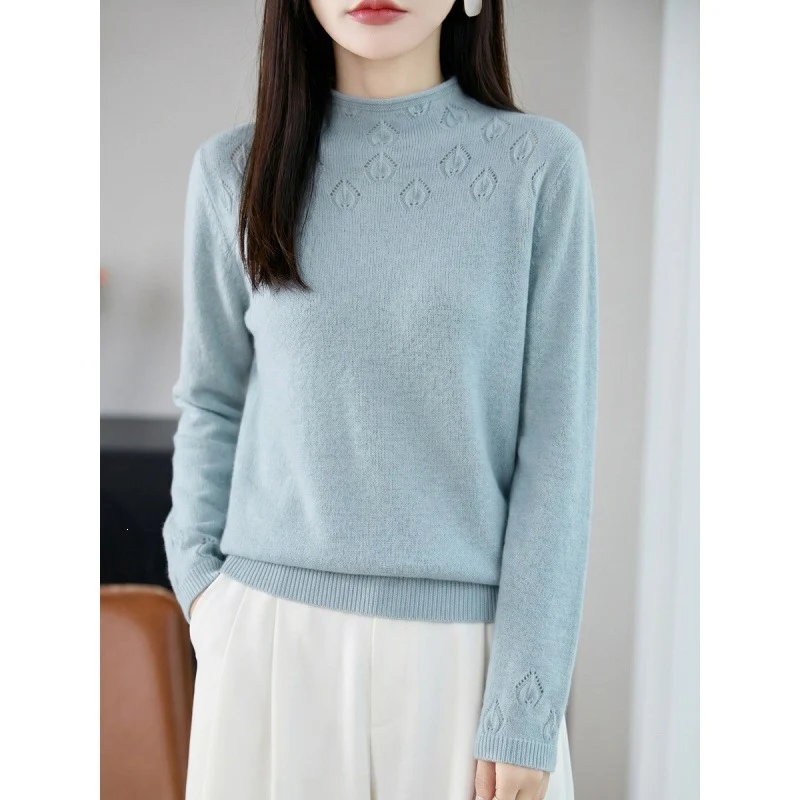 Damen Leichter Stehkragenpullover mit floralem Ajour‑Yoke und feiner Rippkante Nord Taschen
