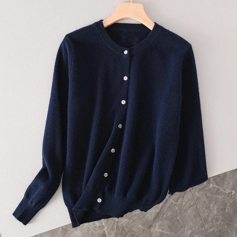 Damen Leichter Rundhals-Knopfcardigan in Kaschmiroptik mit feiner Rippkante und lässiger Silhouette Nord Taschen