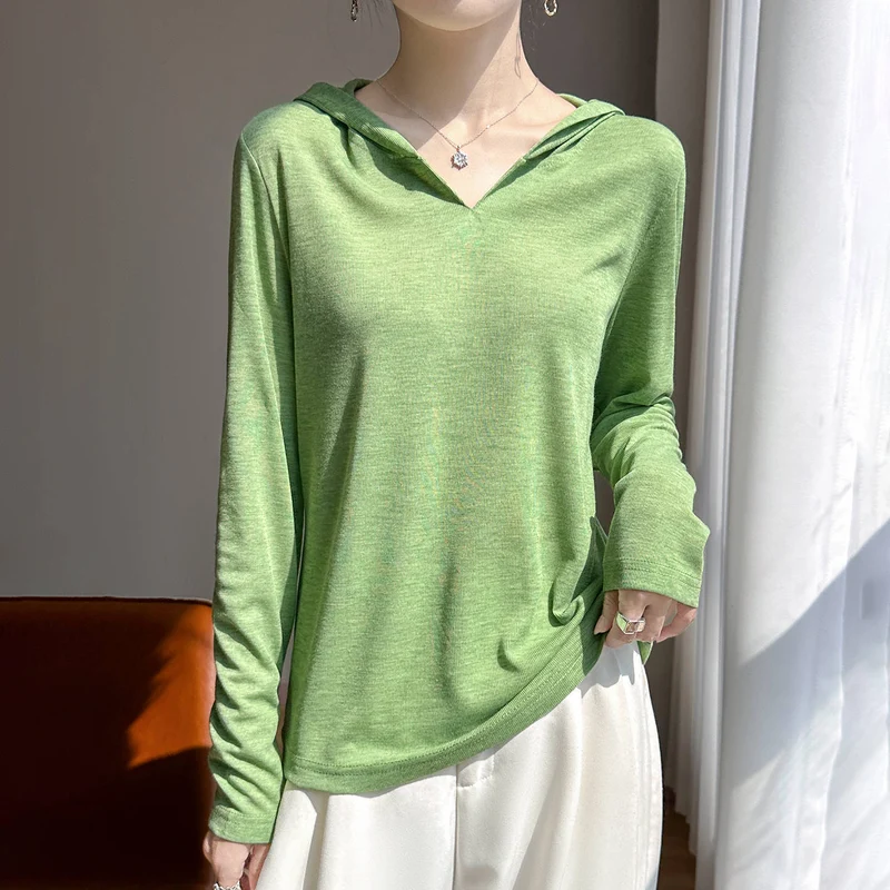 Damen Leichter Kapuzenpullover mit V‑Ausschnitt und feinem Jersey Nord Taschen