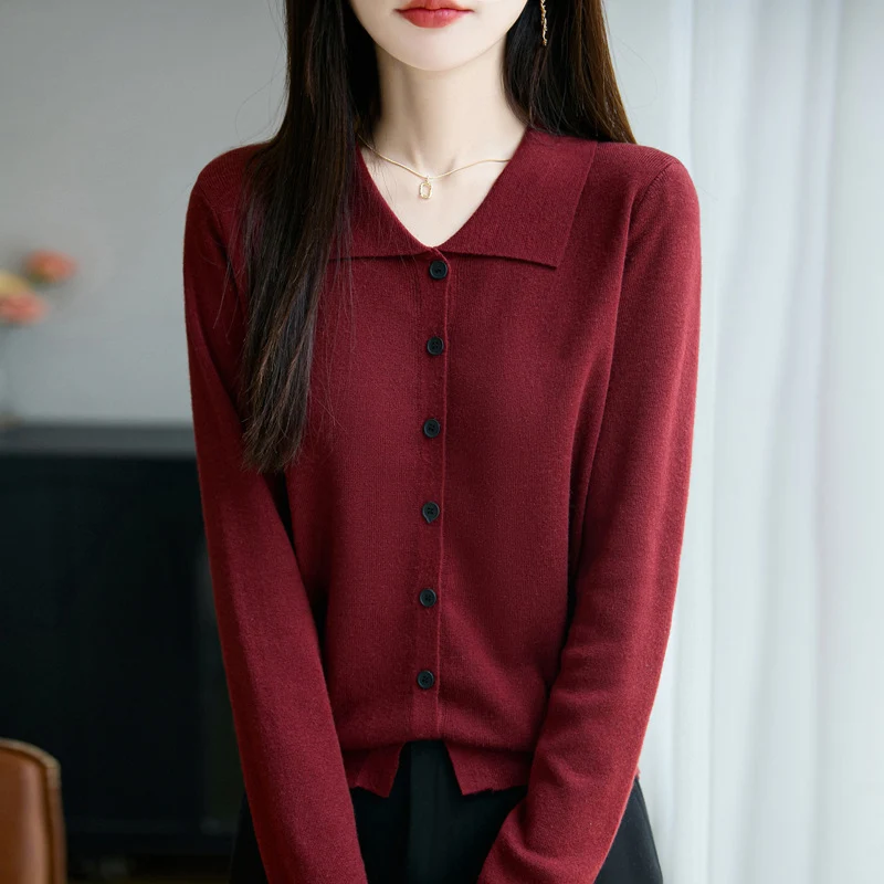 Damen Leichter Feinstrick-Cardigan mit breitem Hemdkragen und Frontknopfleiste Nord Taschen