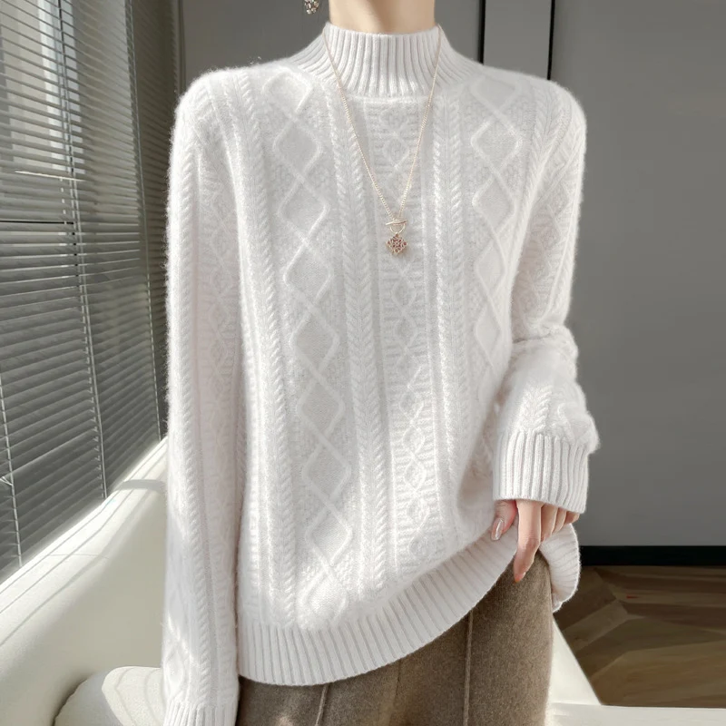 Damen Kuscheliger Mohair‑Optik Mockneckpullover mit Rautenzopfstruktur und kastiger Silhouette Nord Taschen