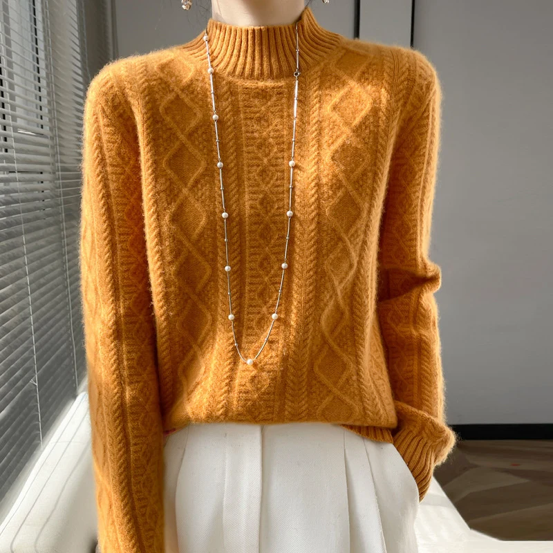 Damen Kuscheliger Mohair‑Optik Mockneckpullover mit Rautenzopfstruktur und kastiger Silhouette Nord Taschen