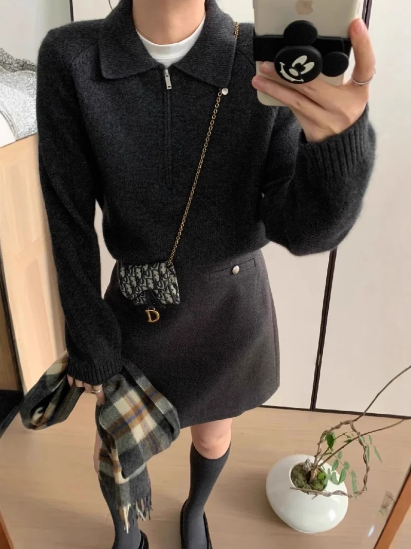 Damen Kurzzip-Polo-Pullover aus flauschigem Wollmix mit kastiger Silhouette Nord Taschen