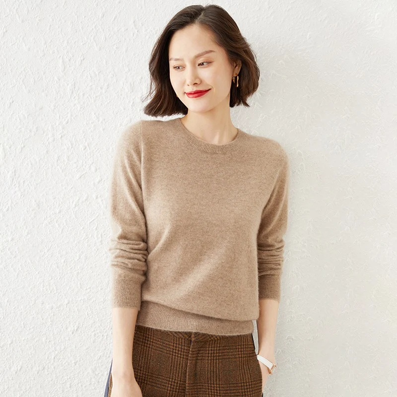 Damen Kurzgeschnittener Feinstrickpullover mit Rundhalsausschnitt und geripptem Bund Nord Taschen