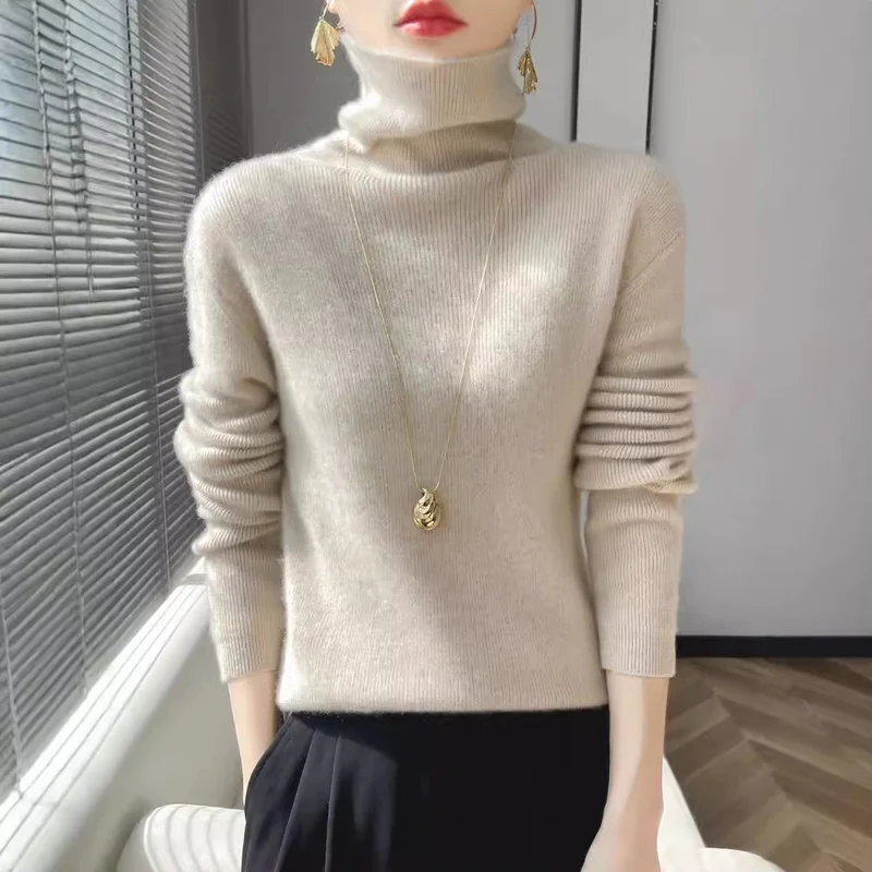 Damen Kurz geschnittener Rollkragenpullover aus weichem Kaschmir-Blend mit schmaler Silhouette Nord Taschen