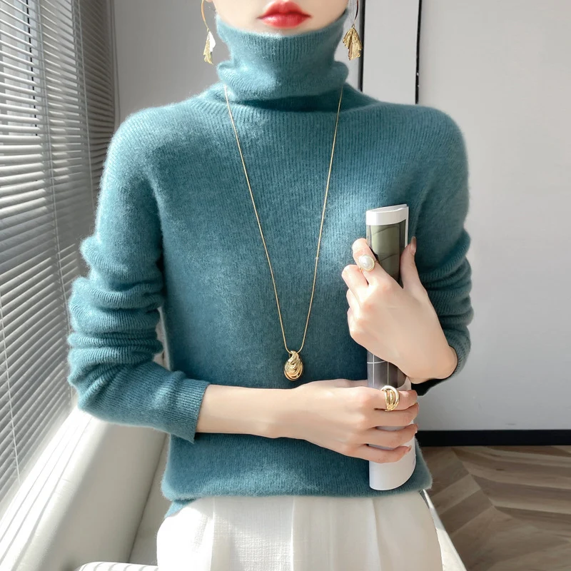 Damen Kurz geschnittener Rollkragenpullover aus weichem Kaschmir-Blend mit schmaler Silhouette Nord Taschen