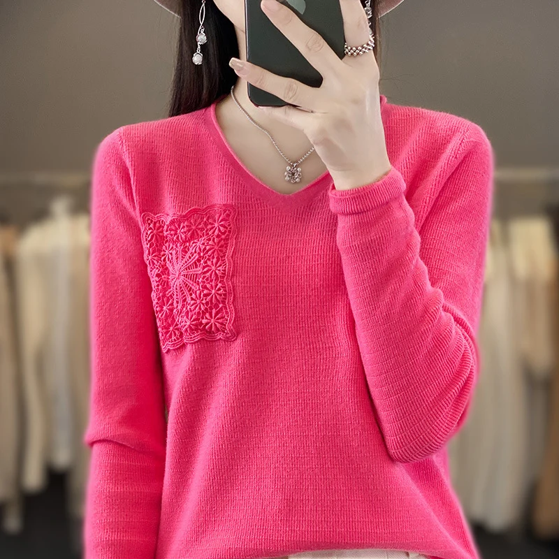 Damen Kaschmir‑Optik V‑Ausschnittpullover mit floraler Häkelapplikation Nord Taschen