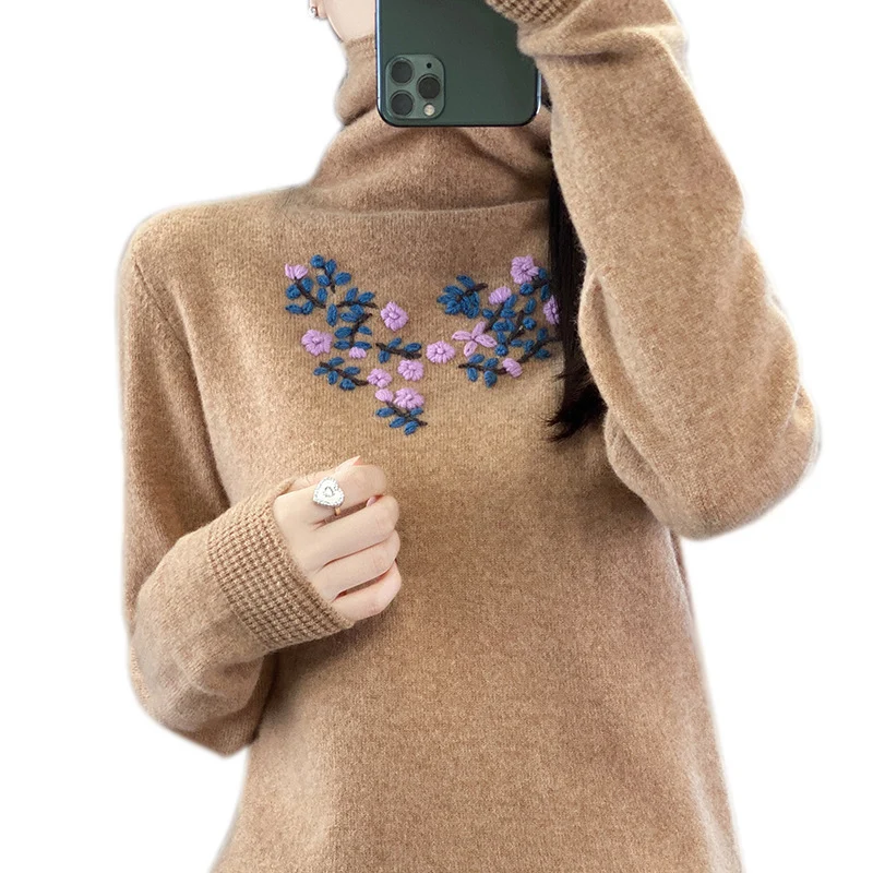 Damen Kaschmir‑Optik Rollkragenpullover mit zarter Blumenstickerei am Brustbereich Nord Taschen