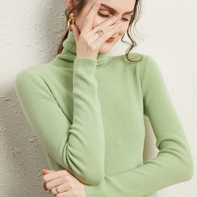 Damen Figurnaher Rippstrick-Rollkragenpullover mit kurzem Saum und weichem Fall Nord Taschen