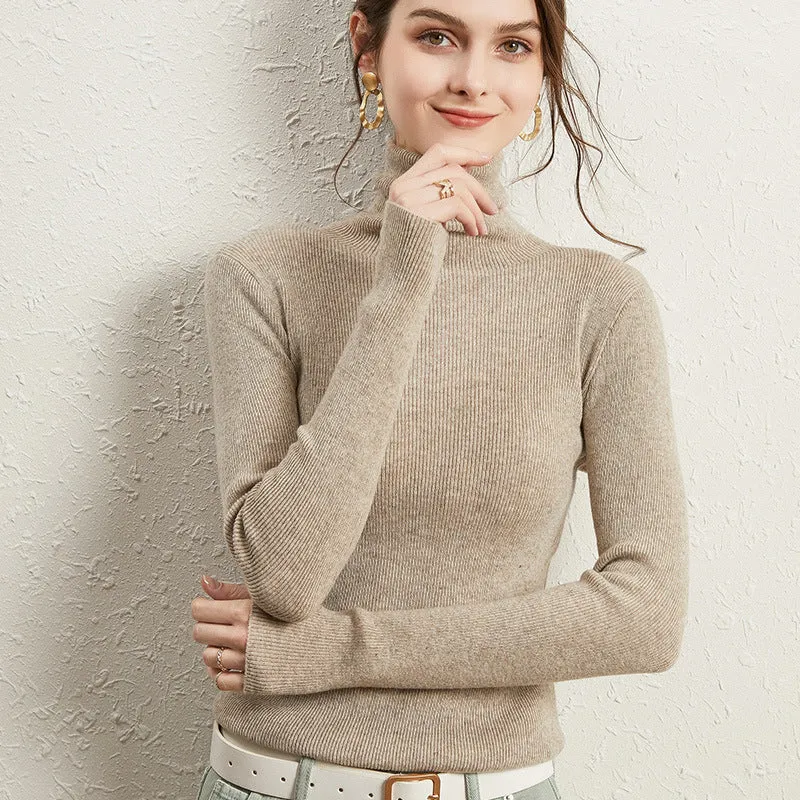 Damen Figurnaher Rippstrick-Rollkragenpullover mit kurzem Saum und weichem Fall Nord Taschen