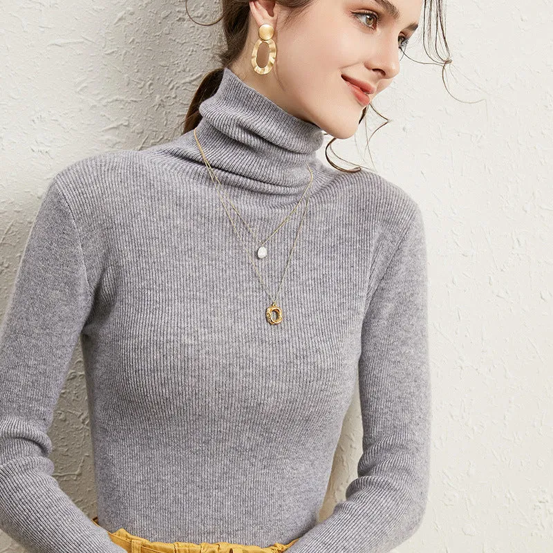 Damen Figurnaher Rippstrick-Rollkragenpullover mit kurzem Saum und weichem Fall Nord Taschen