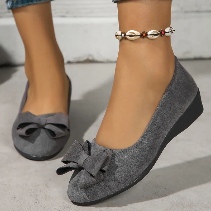 Damen elegante Wedge-Pantoletten mit überkreuzten Riemen und komfortablem Fußbett