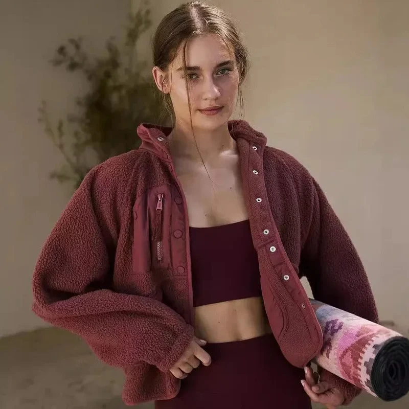 Warme Fleecejacke mit Taschen