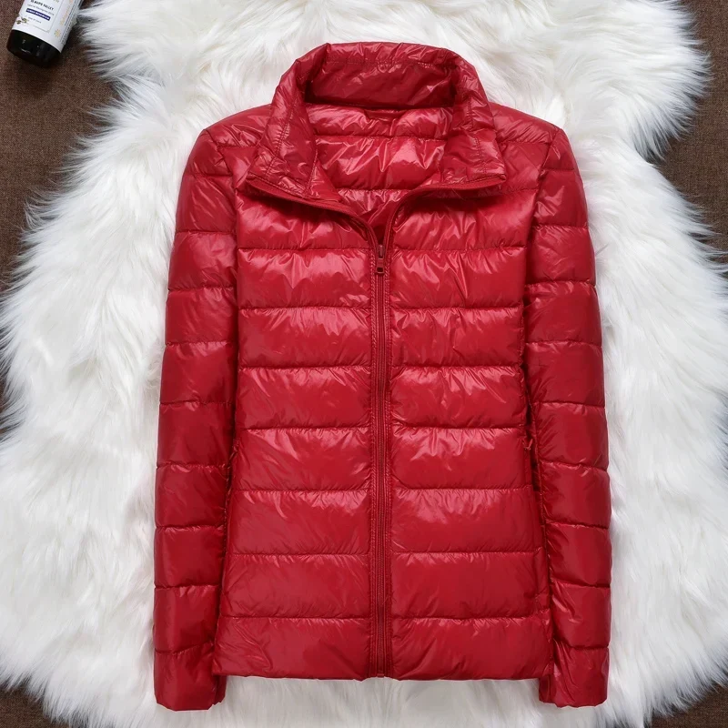 Nord Taschen | Ultraleichte Damen Daunenjacke mit Kapuze