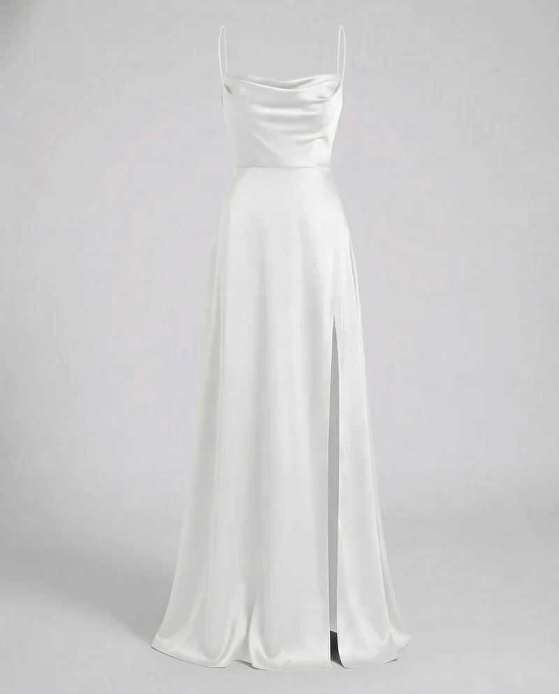 Elegantes Maxikleid für Damen mit fließendem Schnitt und Seitenschlitz für besondere Anlässe | Avellé