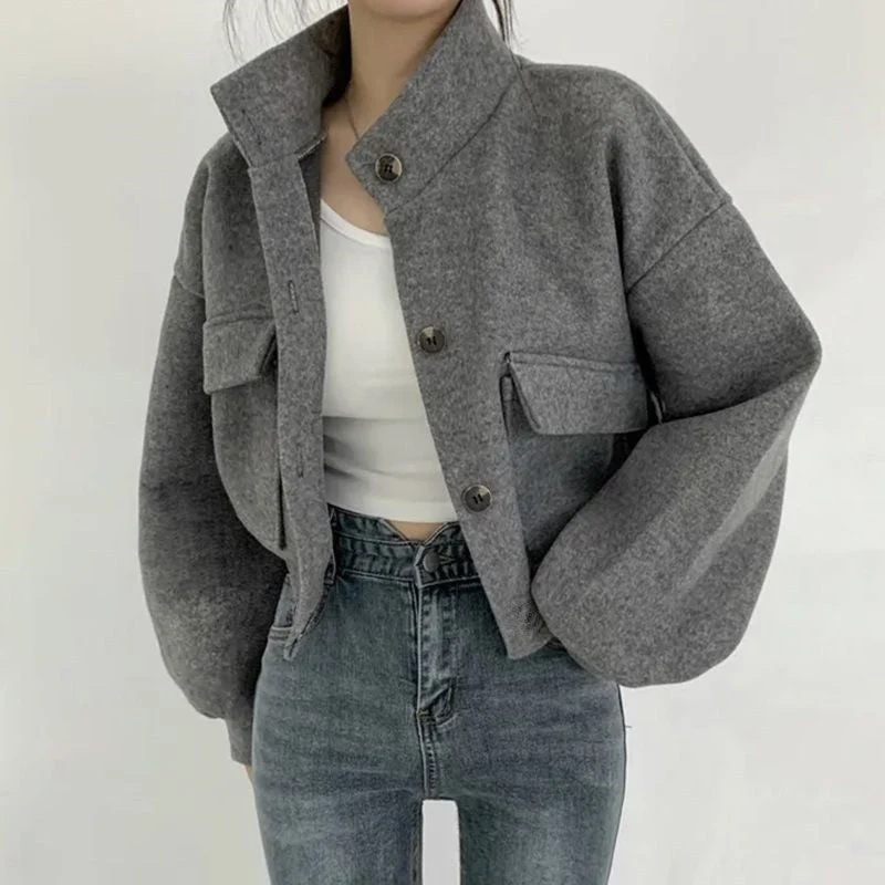 Damen cropped Bomberjacke mit voluminösen Ärmeln und praktischen Taschen - Arvani