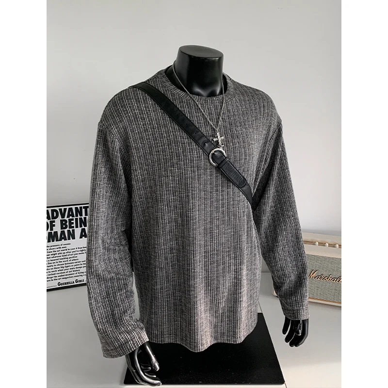 Herren Geripptes Langarmshirt aus Feinstrick mit Rundhalsausschnitt Nord Taschen