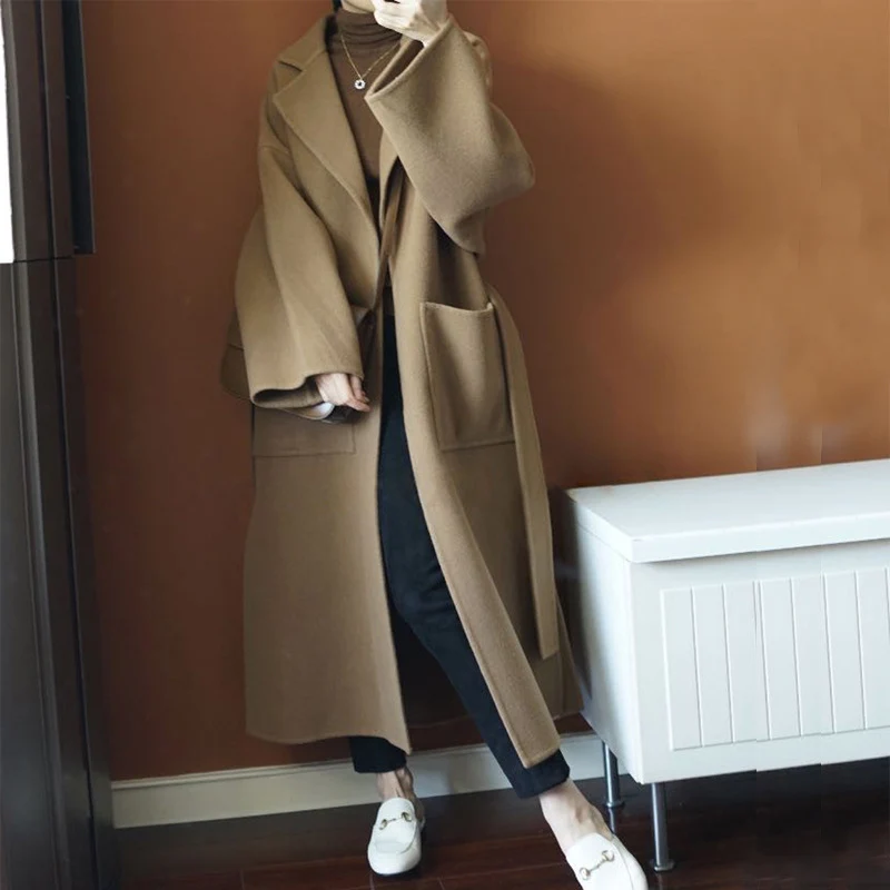 Damen Wollmix-Longcoat im Oversize-Schnitt mit großen aufgesetzten Taschen Nord Taschen