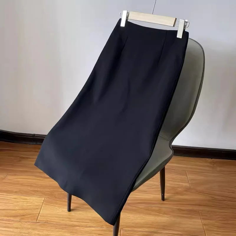 Damen Taillierter Midirock in gerader Silhouette aus feinem Stretch‑Crepe Nord Taschen