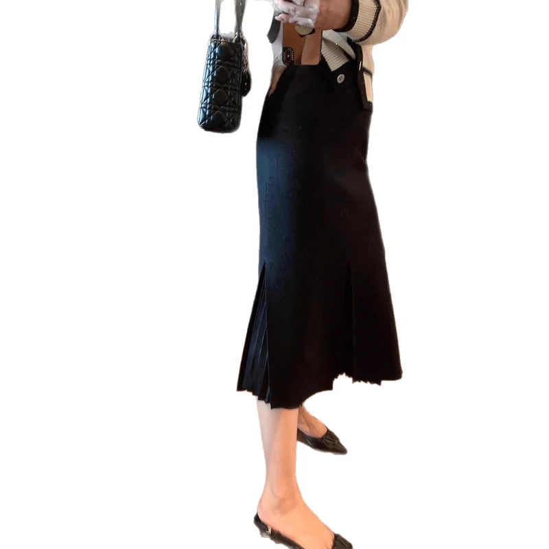 Damen Taillierter Midirock aus Feinstrick mit rückseitigem Schlitz und Ziernaht Nord Taschen