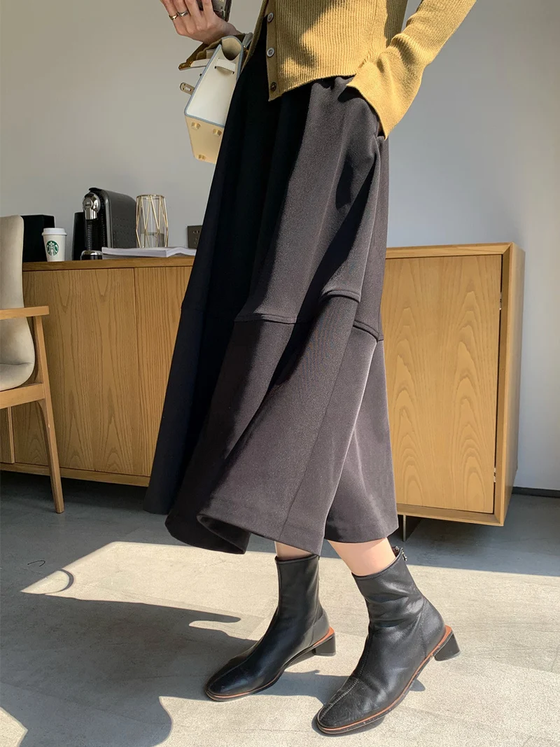Damen Taillenhoher Midirock mit stufenförmiger Glocken-Silhouette Nord Taschen
