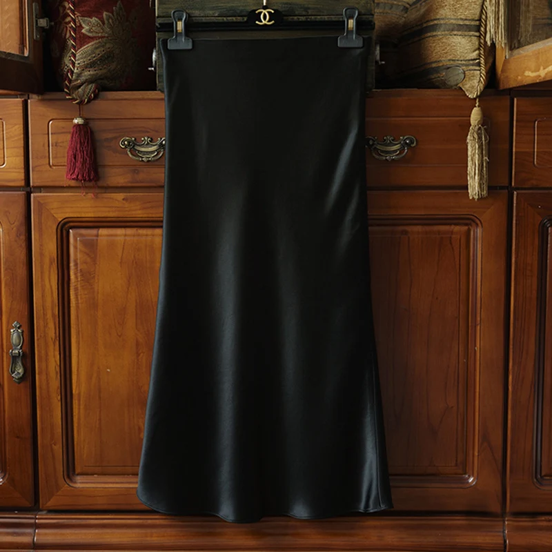 Damen Taillenhoher Midirock aus Satin-Bias mit seidig-glänzendem Fall Nord Taschen