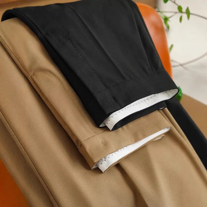 Damen Hochtaillierte weite Stoffhose mit Bügelfalte und Eingrifftaschen Nord Taschen