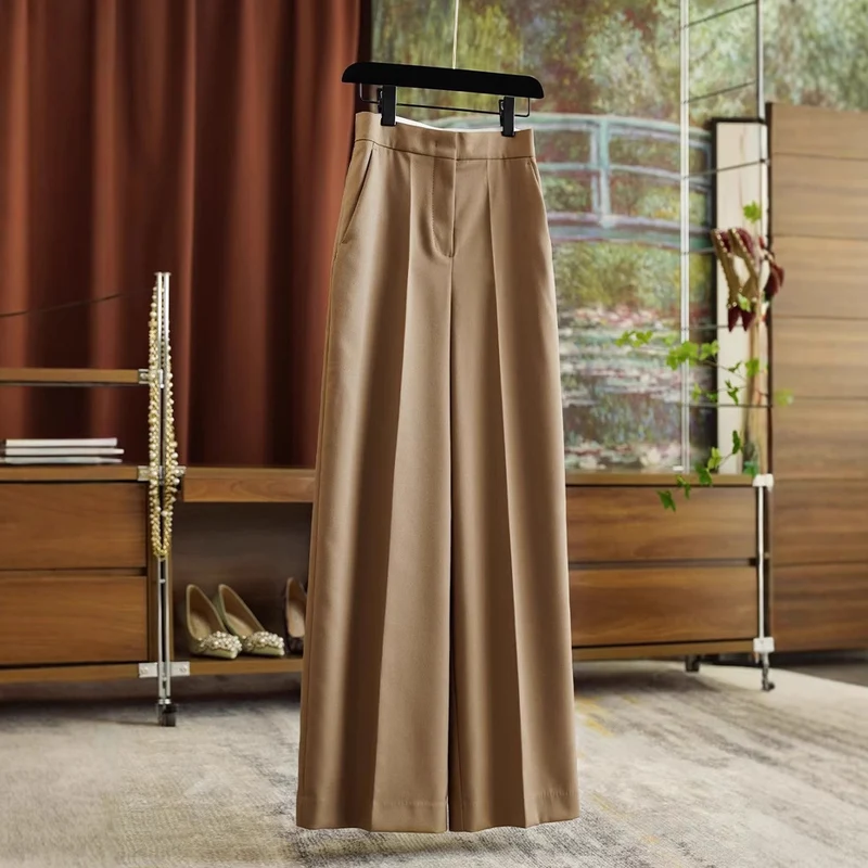 Damen Hochtaillierte weite Stoffhose mit Bügelfalte und Eingrifftaschen Nord Taschen