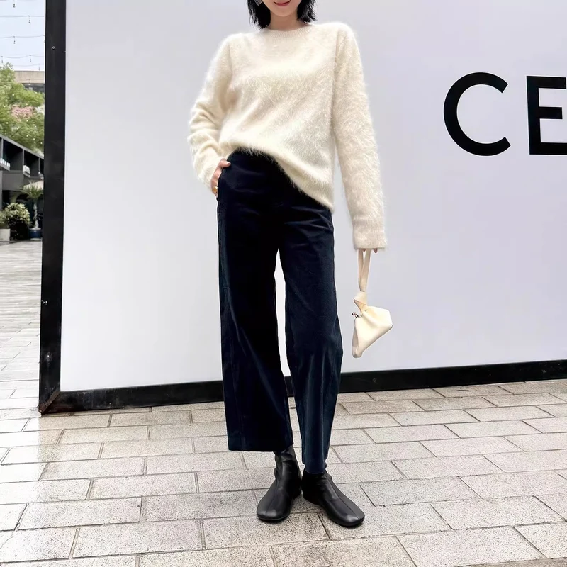 Damen Hochtaillierte Samt-Culotte mit weitem Bein und dezenten Eingrifftaschen Nord Taschen