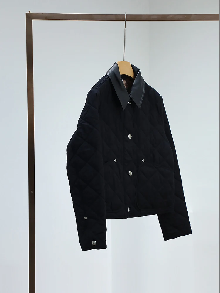 Damen Steppjacke mit kontrastierendem Kunstlederkragen und Boxy‑Schnitt Nord Taschen