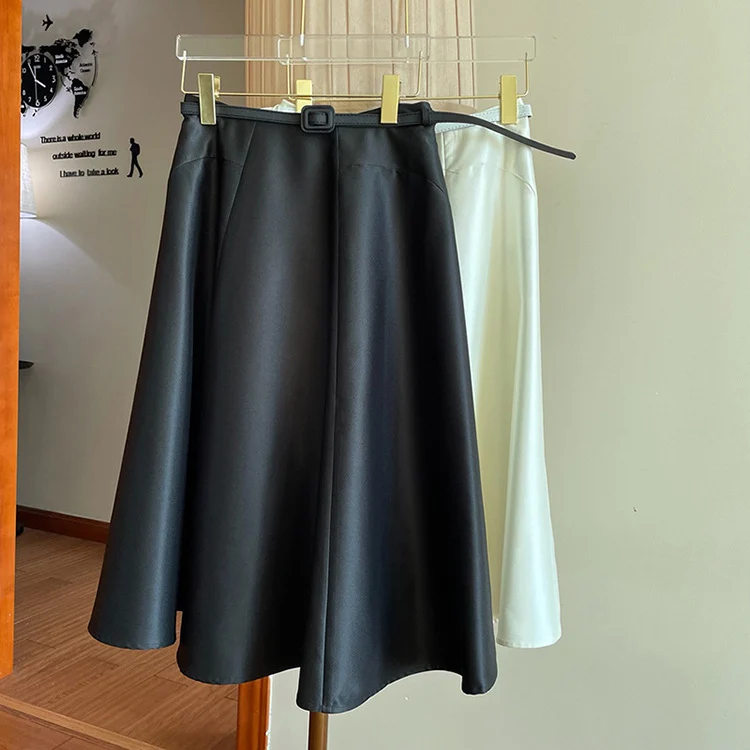 Damen Satin-Midirock mit ausgestellter A‑Linie und schmalem Bindegürtel Nord Taschen