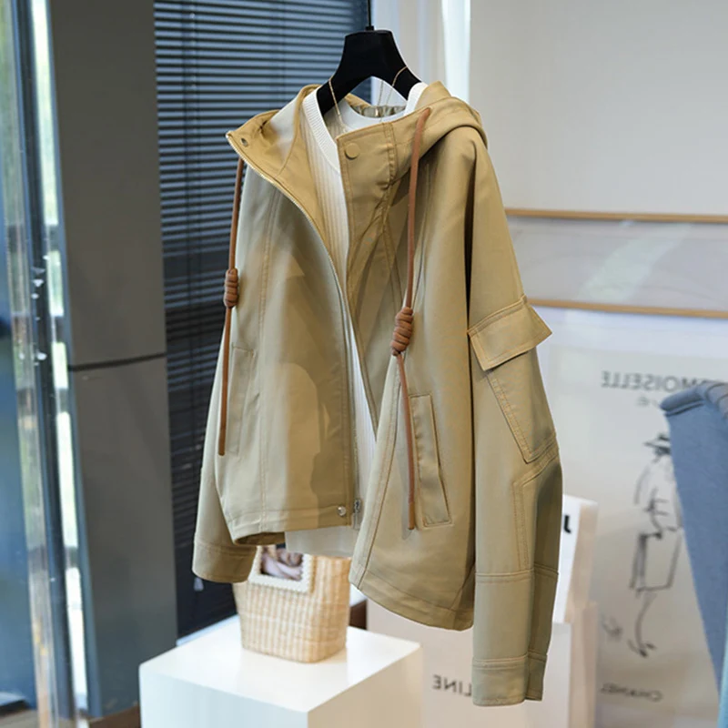 Damen Oversize-Utility-Jacke mit Kapuze, Kordelzug und aufgesetzten Taschen Nord Taschen