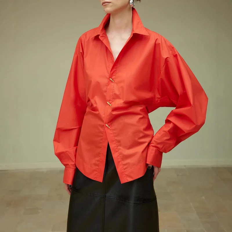 Damen Oversize-Bluse mit Ballonärmeln und taillierter V‑Schlitz-Form Nord Taschen