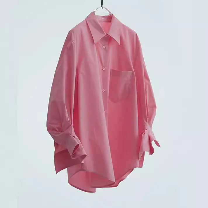 Damen Oversize-Baumwollhemd mit extra weitem Schnitt und Brusttasche Nord Taschen