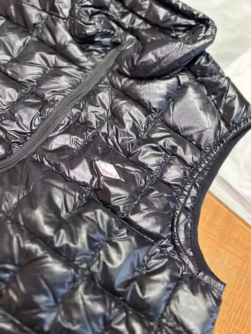 Damen leichte gesteppte Steppjacke mit hohem Stehkragen und Reißverschluss Nord Taschen