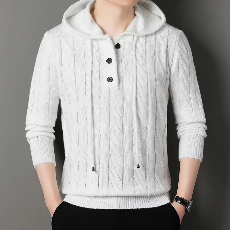Herren Feinstrick-Kapuzenpullover mit Zopfmuster, Halbknopfblende und Kordelzug Nord Taschen