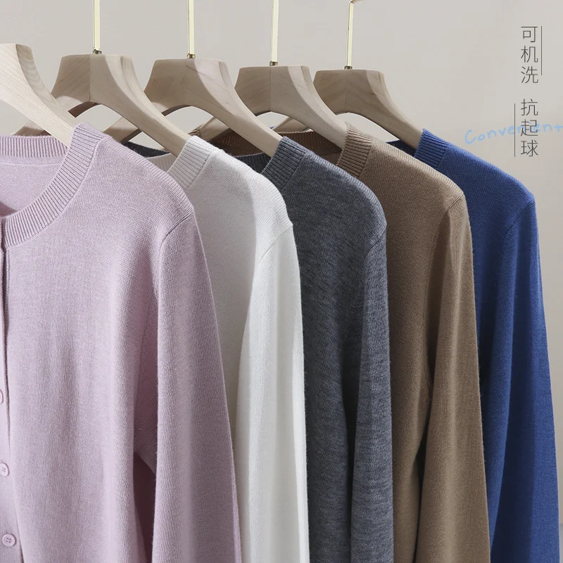 Damen Leichter Feinstrick-Cardigan mit Rundhalsausschnitt, taillierter Passform & verlängerten Bündchen Nord Taschen