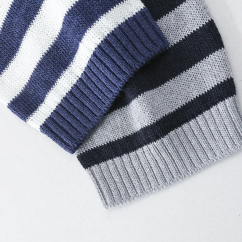Damen lässiger Oversize Strickpullover mit U-Boot-Ausschnitt und maritimen Querstreifen Nord Taschen