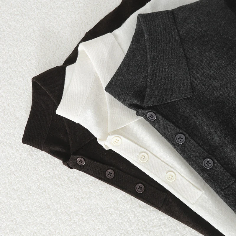 Damen Kurzarm Feinstrick-Poloshirt mit Knopfleiste Nord Taschen