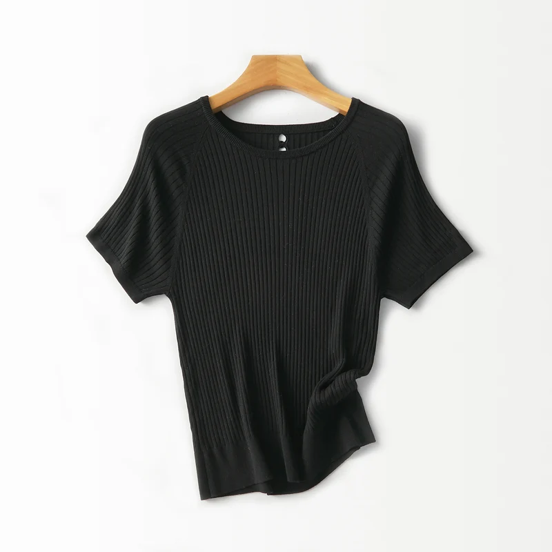 Damen Geripptes Kurzarm-Strickshirt mit Rundhalsausschnitt und Schlüsselloch-Detail Nord Taschen