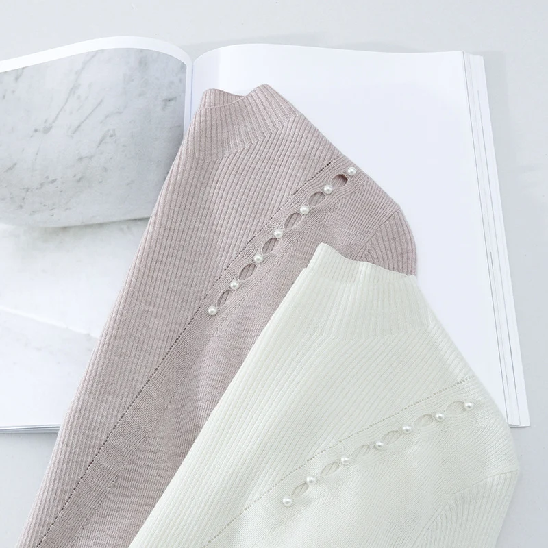 Damen Feinstrick-Pullover mit Perlenbesatz und Zierlochkante Nord Taschen