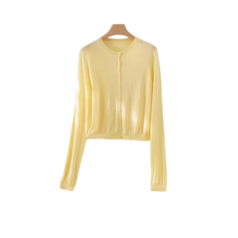 Damen Feinstrick-Cardigan mit Rundhalsausschnitt und taillierter Silhouette Nord Taschen