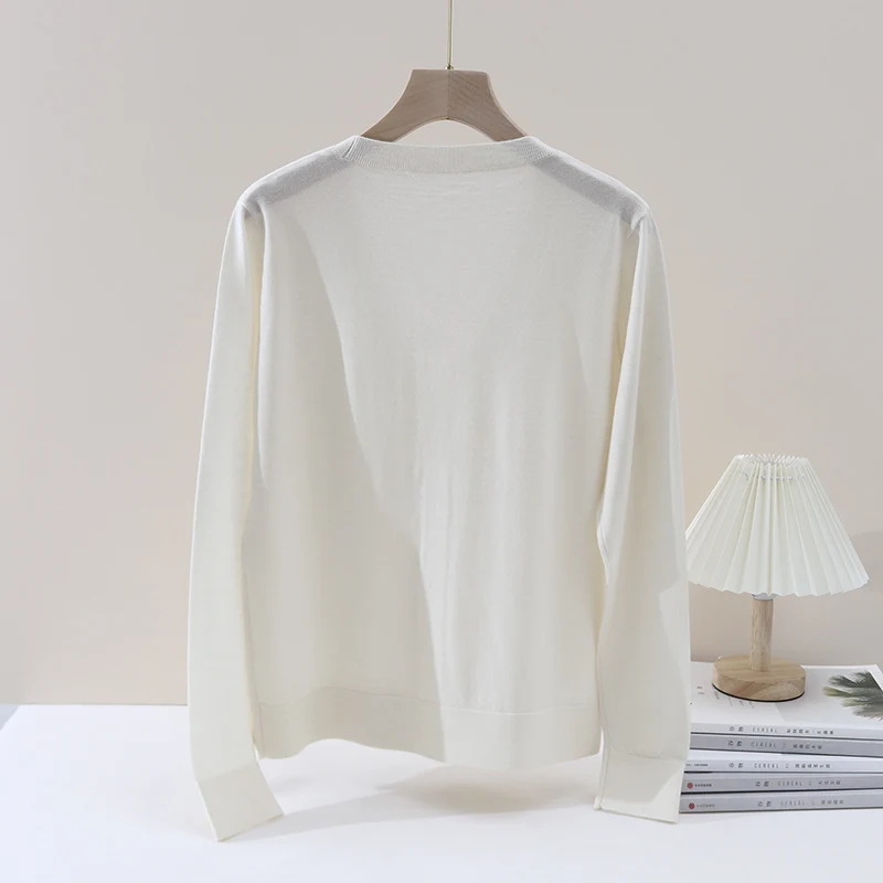 Damen Feiner V‑Ausschnitt-Cardigan aus leichtem Feinstrick mit Knopfleiste Nord Taschen