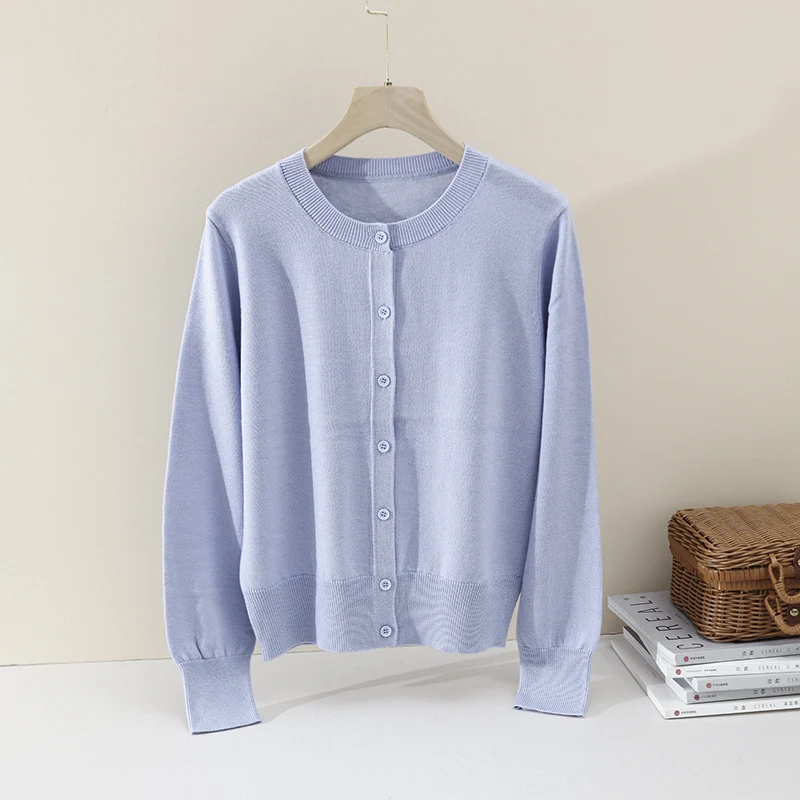 Damen Feiner Rundhals-Feinstrick-Cardigan mit schmaler Silhouette & verlängerten Bündchen Nord Taschen