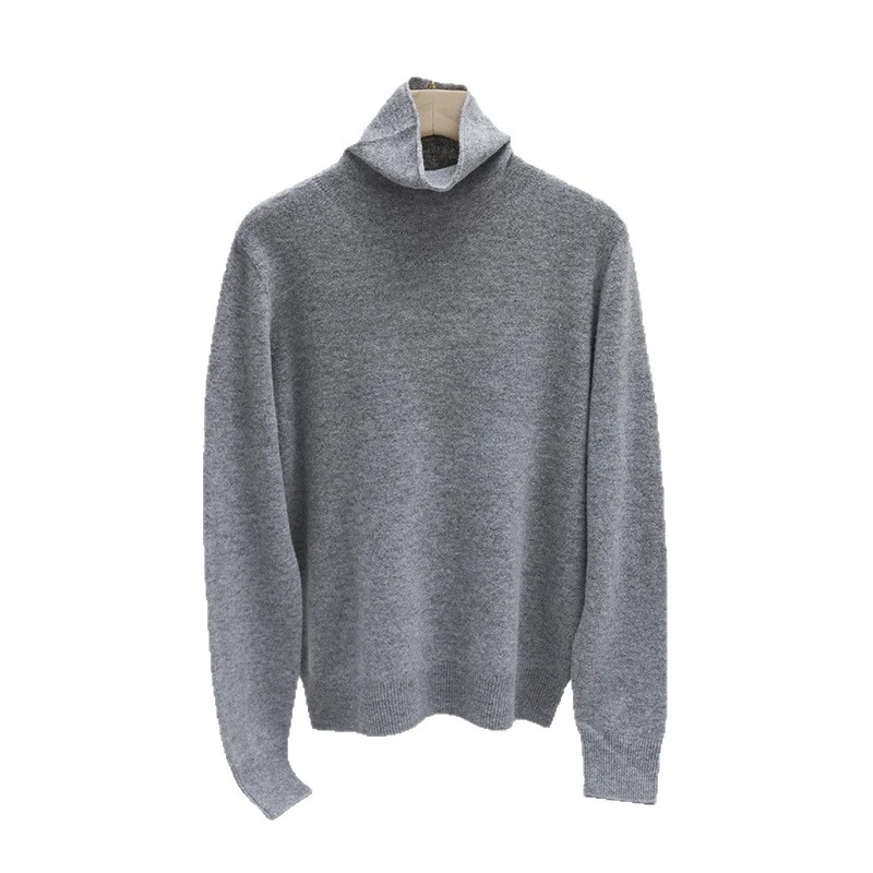 Damen Feiner Rollkragenpullover aus leichtem Feinstrick mit geripptem Saum und schmaler Silhouette Nord Taschen