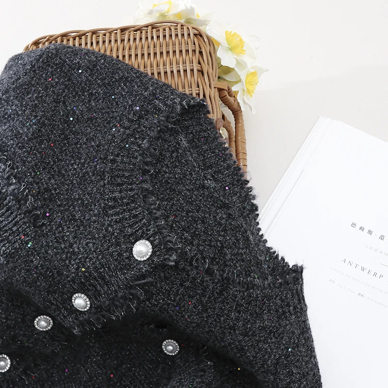 Damen Bouclé-Cardigan mit Perlmuttknöpfen und aufgesetzten Taschen Nord Taschen